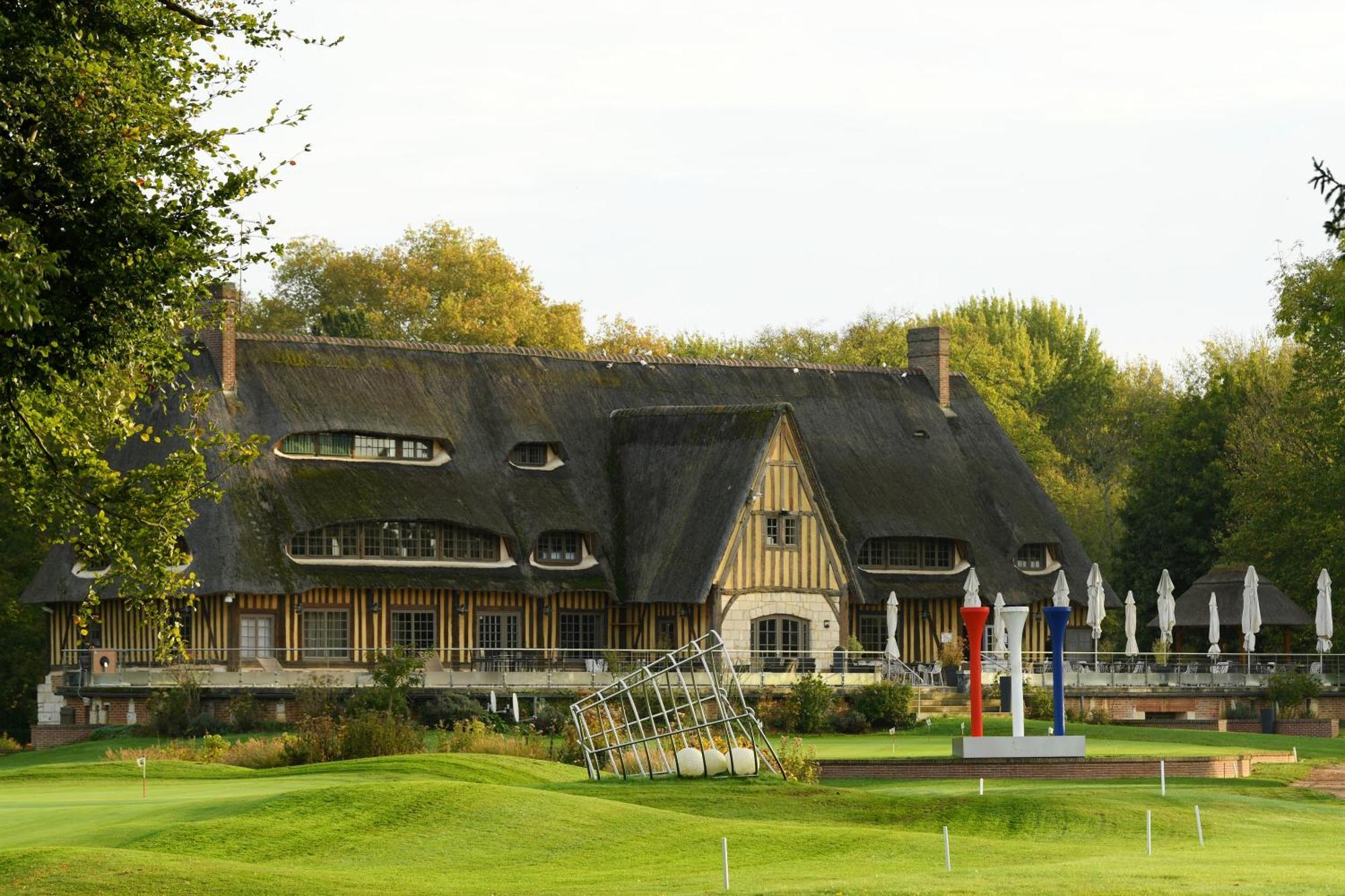 Grand Slam Hotel Le Vaudreuil Exterior photo